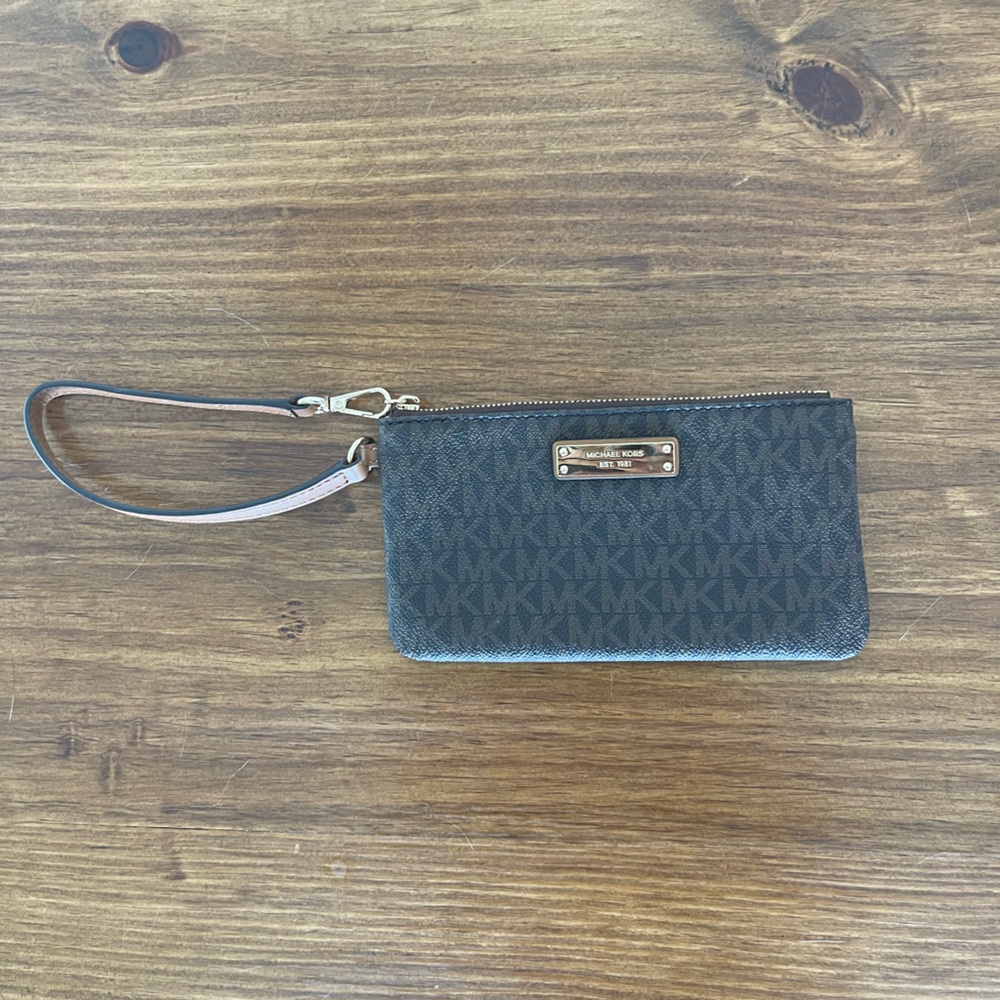 Michael Kors Leather Wristlet